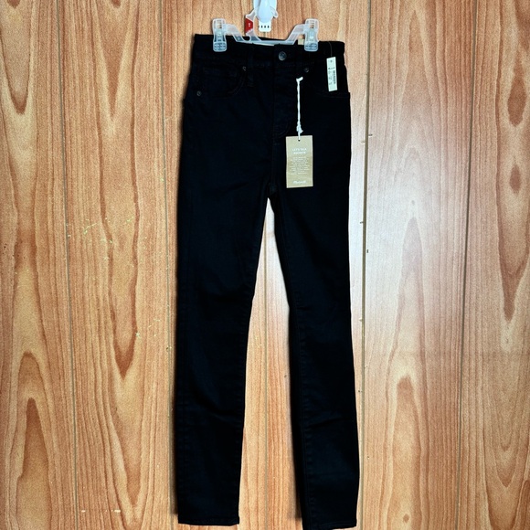 Madewell Denim - Madewell Curvy‎ High Rise Skinny Black Jenas 23